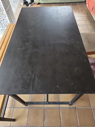 Mesa de comedor negra no extensible