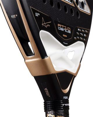 Pala de pádel NOX AT10 Genius Alum 18K Tapia 2026