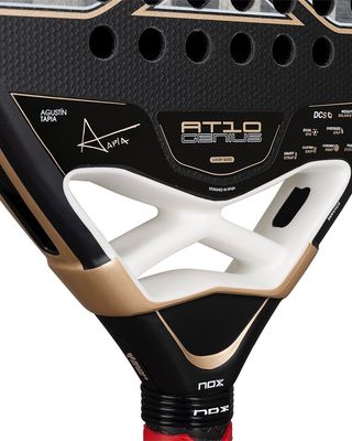 Pala de pádel NOX AT10 Genius Alum 18K Tapia 2026