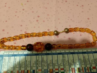 Collana simil ambra e orecchini (in omaggio )