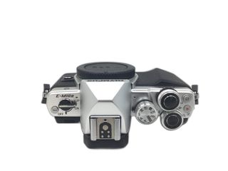 camara digital evil olympus om-d e-m10 mark ii