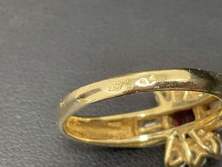 anillo oro 18k con piedra