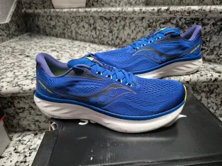 Saucony Ride 18 Talla 45 regalo calcetin técnico