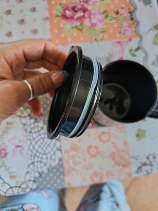 Tazza auto-mescolante