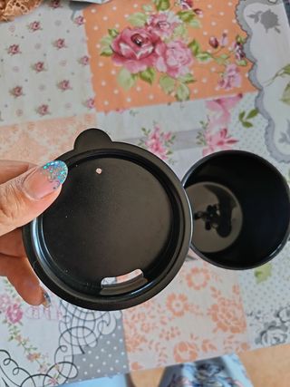 Tazza auto-mescolante