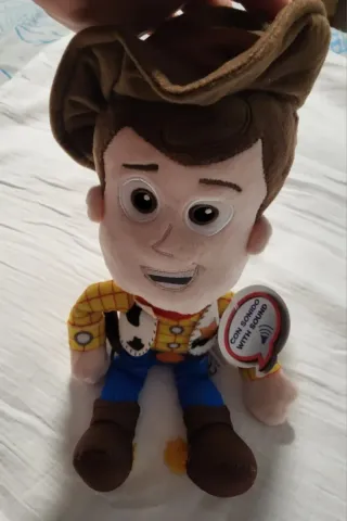 Peluche Woody Toy Story con suono