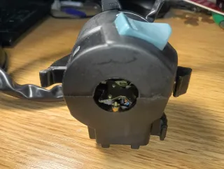 Piñas Izquierda y Derecha Moto 22mm