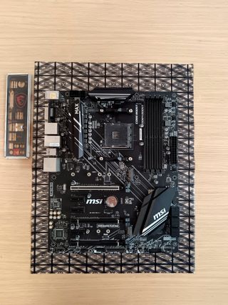 MSI X470 Gaming Plus MAX Placa Base