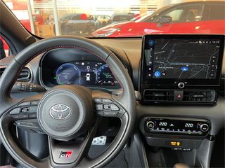 TOYOTA Yaris 1.5 130H GR Sport