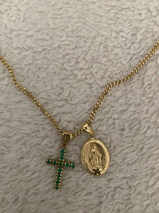 Cadena Oro 18k con Colgante Cruz Esmeralda