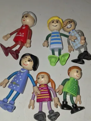 Lote 6 muñecos familia