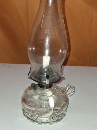 Quinqué de cristal antiguo