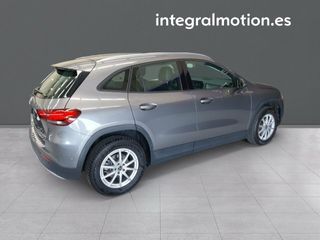 Mercedes GLA 180 d Business