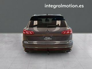 Volkswagen Touareg R-Line 3.0 TDI 170kW (231CV) Tip 4Motion