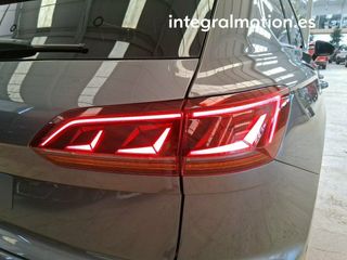 Volkswagen Touareg R-Line 3.0 TDI 170kW (231CV) Tip 4Motion