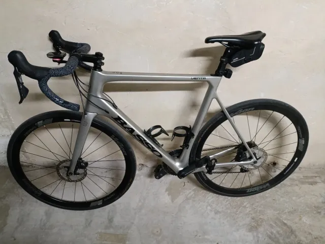 Bicicleta carretera carbono Basso Venta