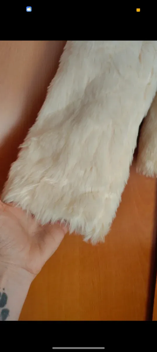 Chaqueta de pelo blanca