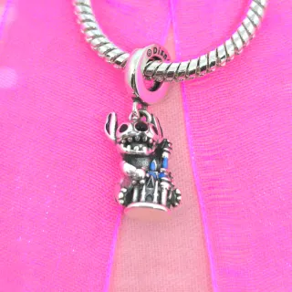 CHARM STITCH CASTILLO DISNEY
