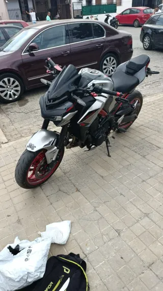 Kawasaki z900 full