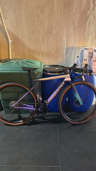 Bicicleta Gravel Megamo Silk Buff 2025