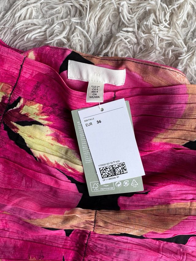 Falda H&M floral rosa talla S