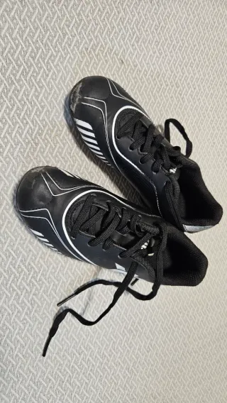 Botas de fútbol para niño negras