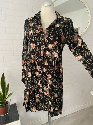 Vestido floral negro manga larga Talla S