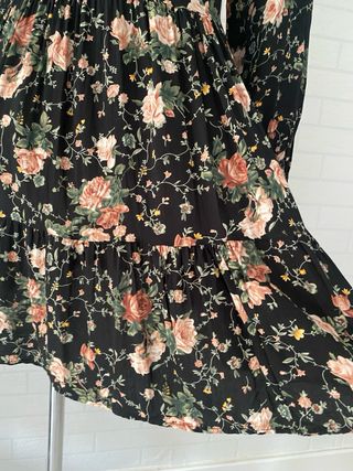 Vestido floral negro manga larga Talla S