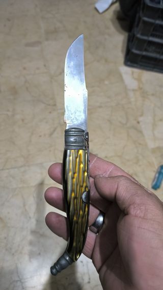 Funda de navaja antigua dorada
