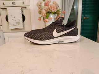 Nike Pegasus 35 uomo nero bianco