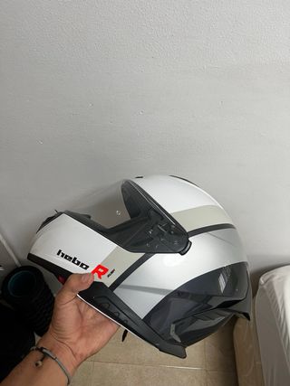 Casco de moto Hebo blanco y negro