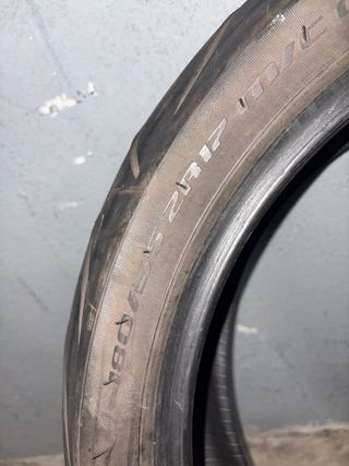 Neumático 180/55/17