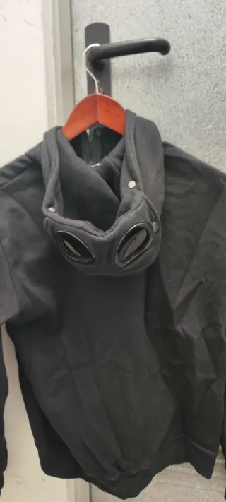 Sudadera CP Company Negra con Cremallera