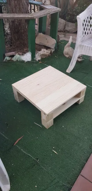 Mesa baja estilo palet madera