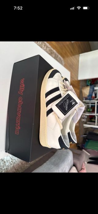 Adidas x Willy Chavarría Talla 42