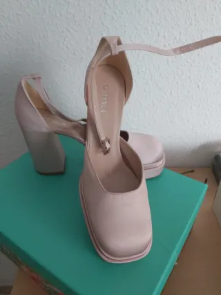Zapatos GIMIL tacón plataforma beige/rosa