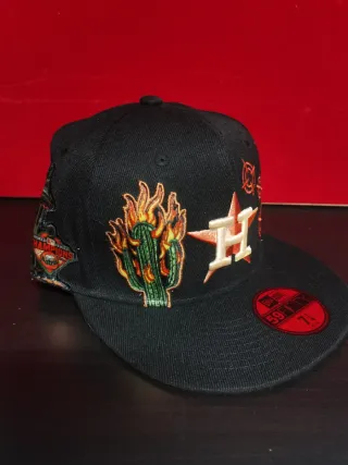 Gorra New Era 59Fifty Negra
 talla 7.1/4