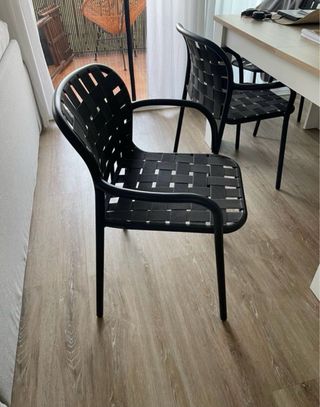 6 Sillas Negras Tejidas