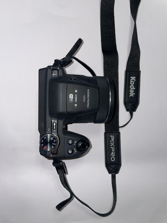 Cámara Digital Kodak Pixpro AZ528Negra