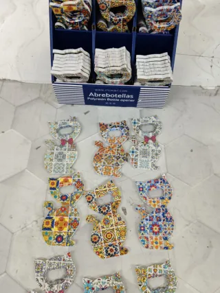 Abridor de Melamina con Gato Dorado