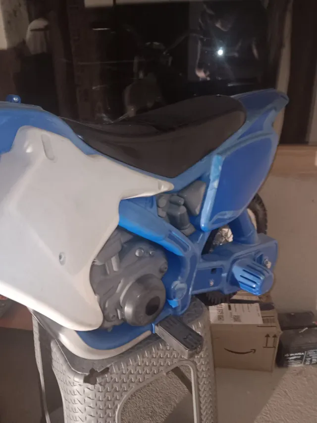 Moto cross de bateria