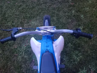 Moto cross de bateria