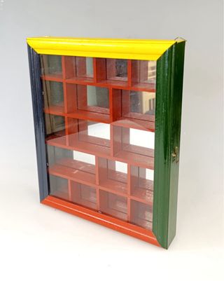 Teca esposizione legno e vetro