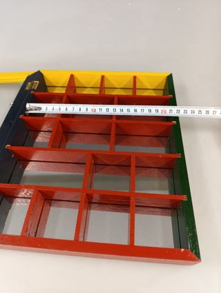 Teca esposizione legno e vetro