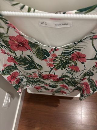 Blusa Estampada Flores Talla M