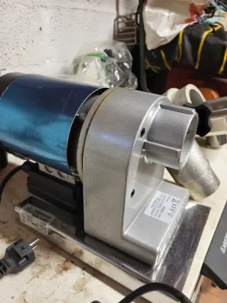 Tritacarne Elettrico Professionale