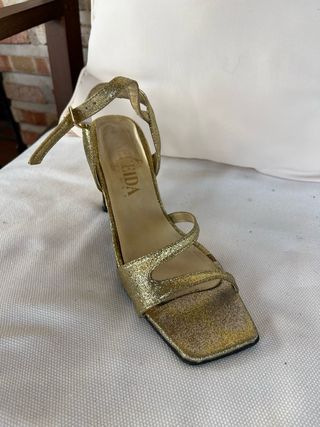 Sandalias doradas fiesta T36/37