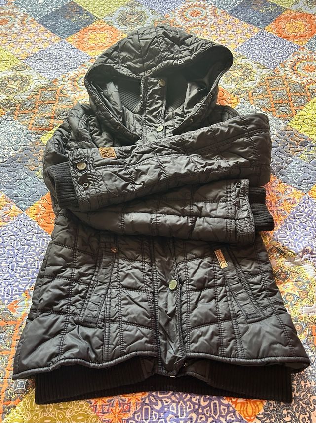 Abrigo Khujo Negro Talla M