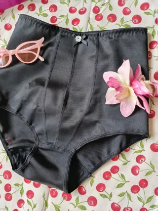 Culotte Faja Pin Up Vintage Negro