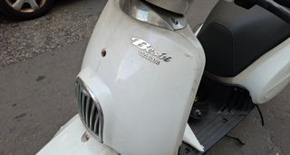 Juego Tapas Daelim Besbi 125cc Blancas